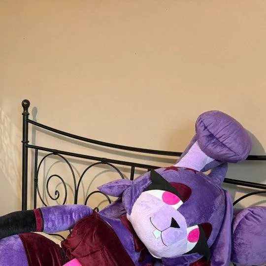 chat with ai character: bonfie 