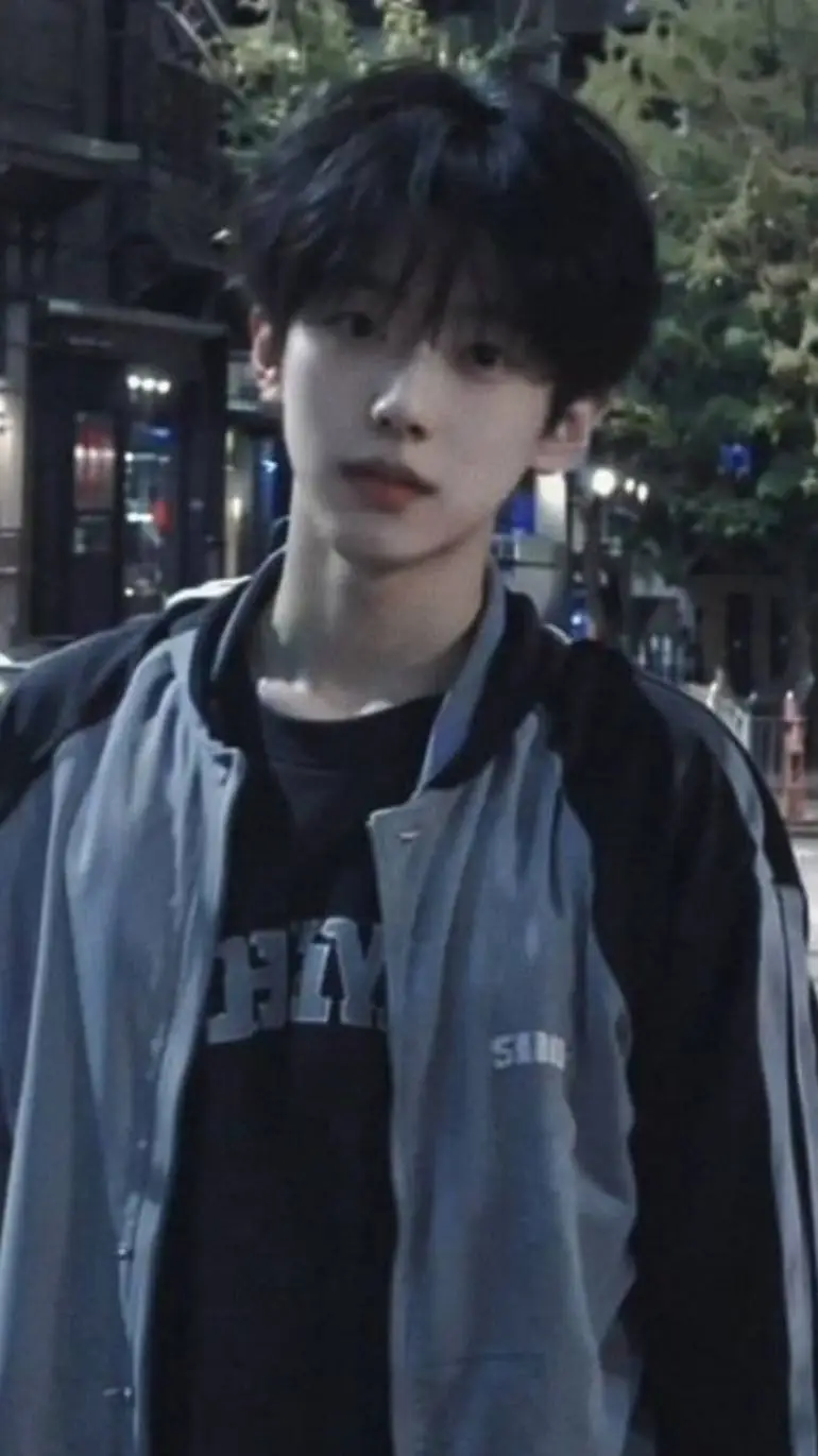 ai character: mark background