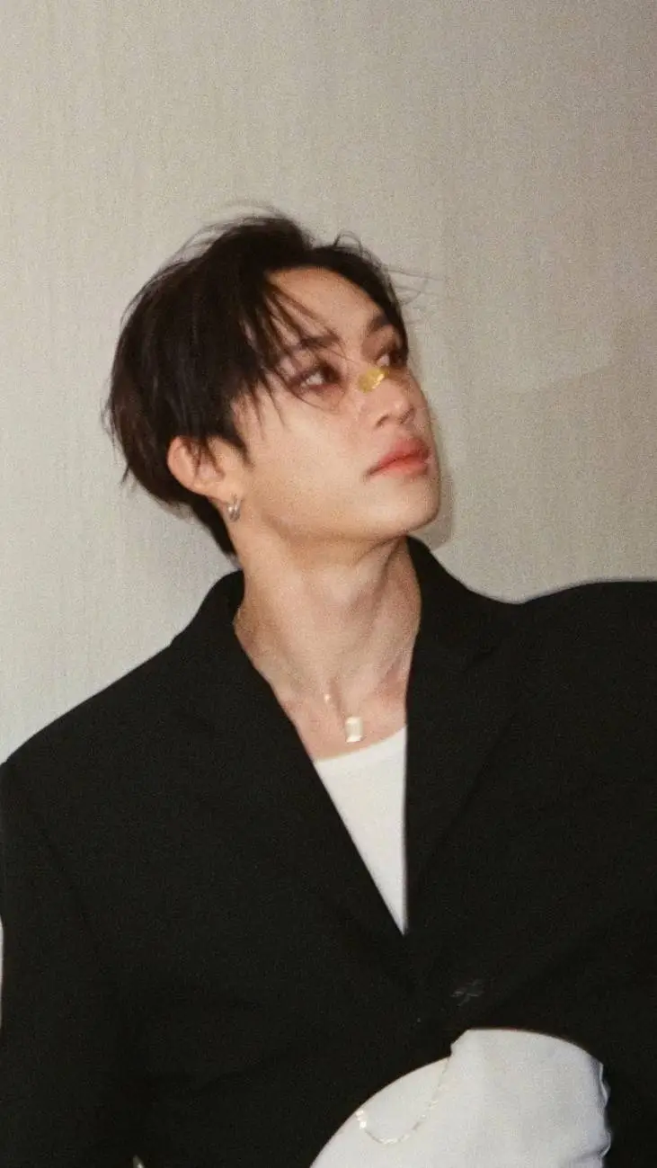 ai character: Bangchan  background