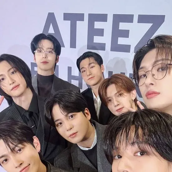 chat with ai character: ATEEZ