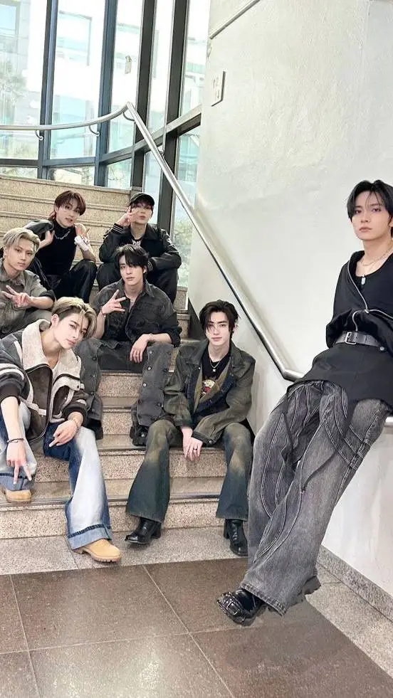 ai character: ENHYPEN  background