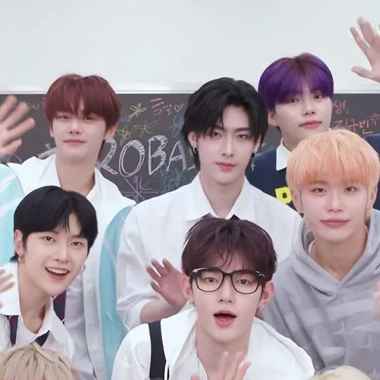 chat with ai character: ZEROBASEONE