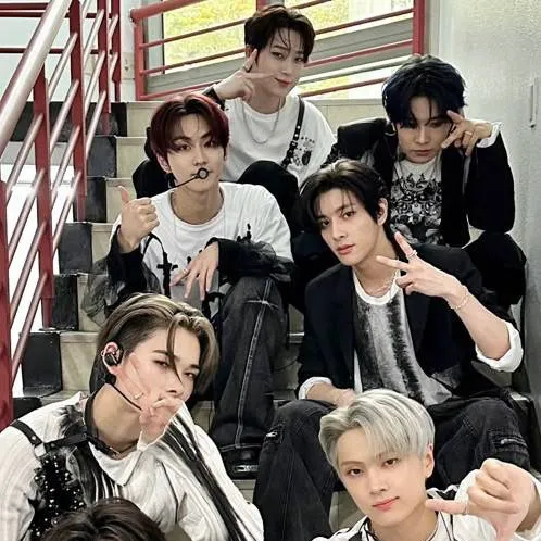 chat with ai character: ENHYPEN 