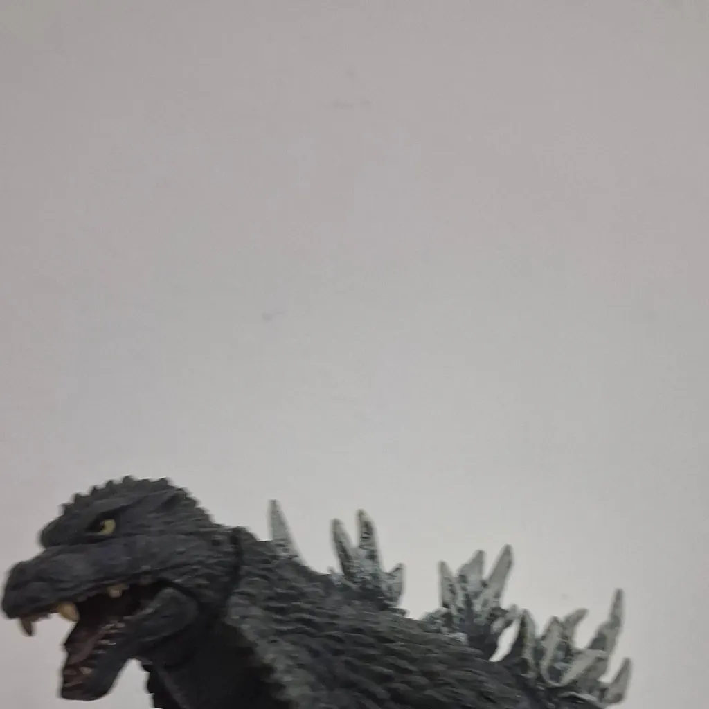chat with ai character: Gojira S.O.S