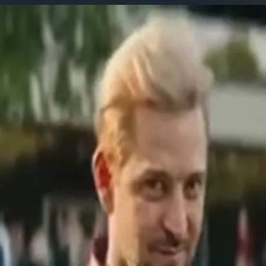 chat with ai character: Зеля