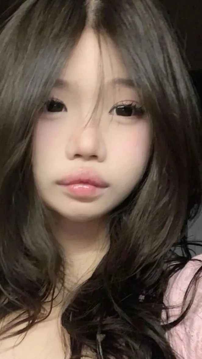 ai character: Pick me background