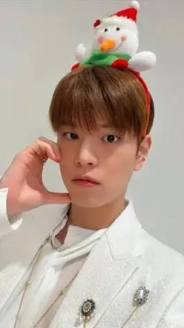 ai character: fet0 de seungmin background