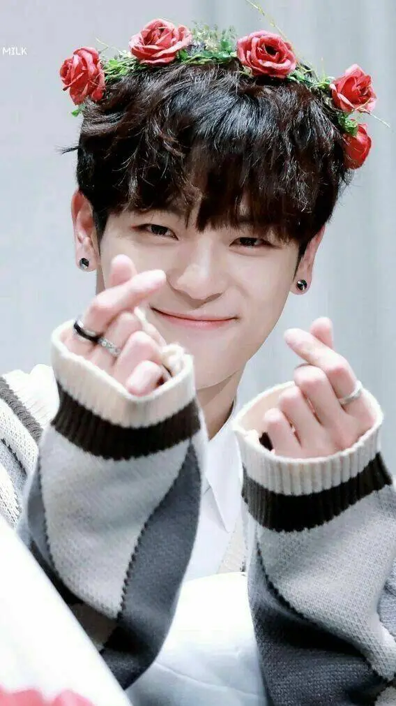 ai character: woojin background