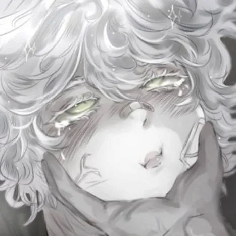 chat with ai character: 😭_~💫Angel ~🤍_🥺