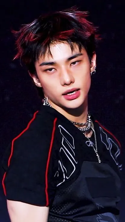 ai character: hyunjin  background