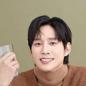 chat with ai character: ☆park sunghoon☆