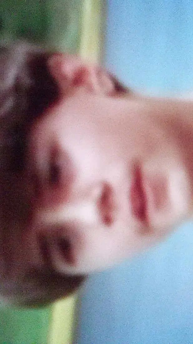 ai character: 80s boy background