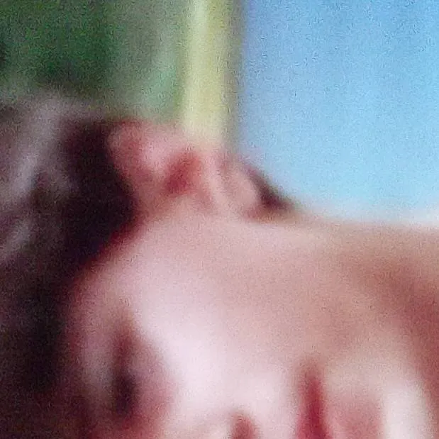 chat with ai character: 80s boy