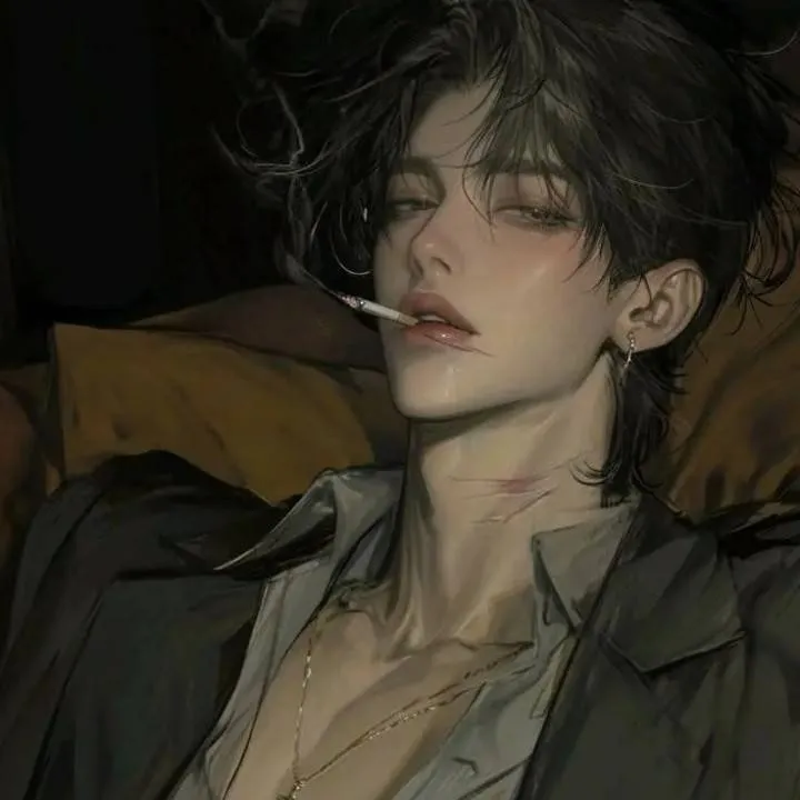 chat with ai character: 💋 °• Mike •° 💋