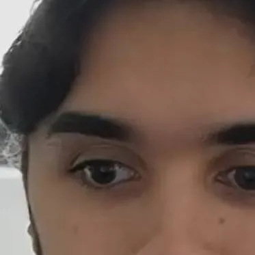 chat with ai character: Lousiayy