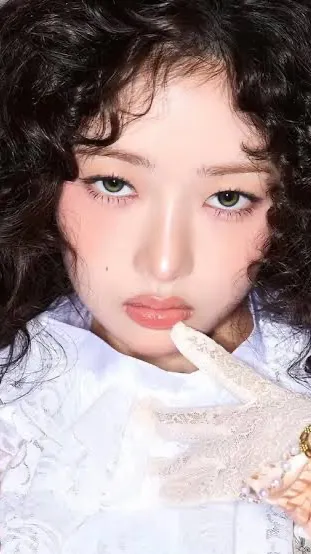 ai character: rei  background