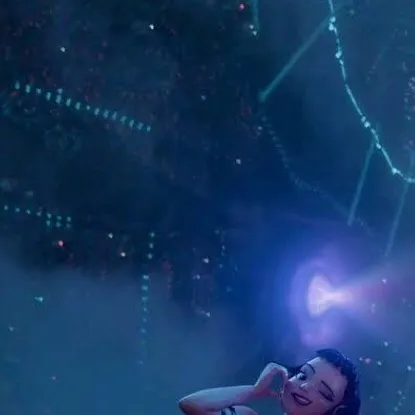 chat with ai character: AGGRESSIVE ZOEY