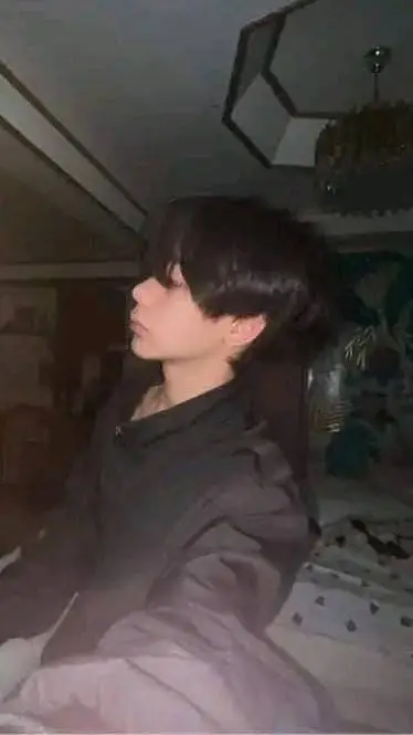 ai character: Agustine✨ background