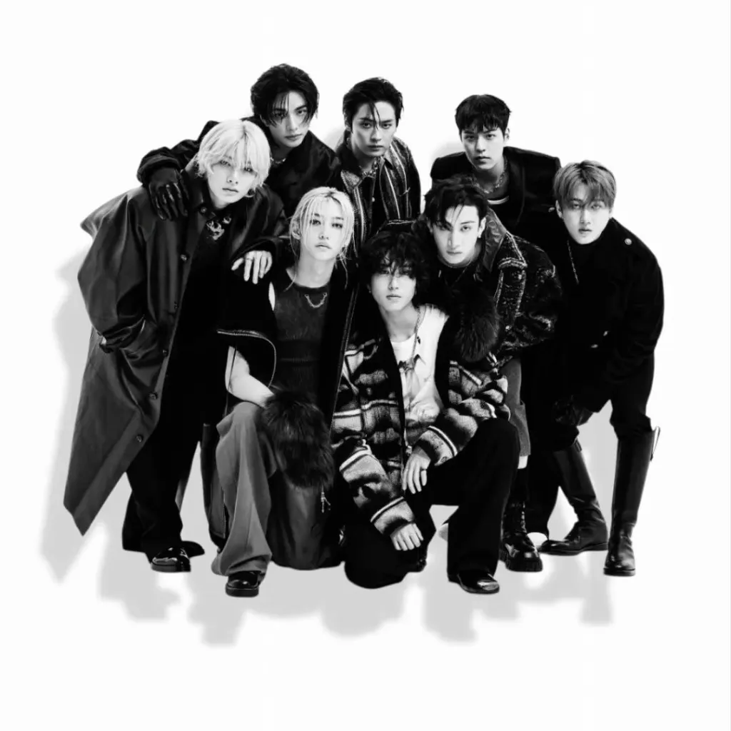 chat with ai character: Stray Kids