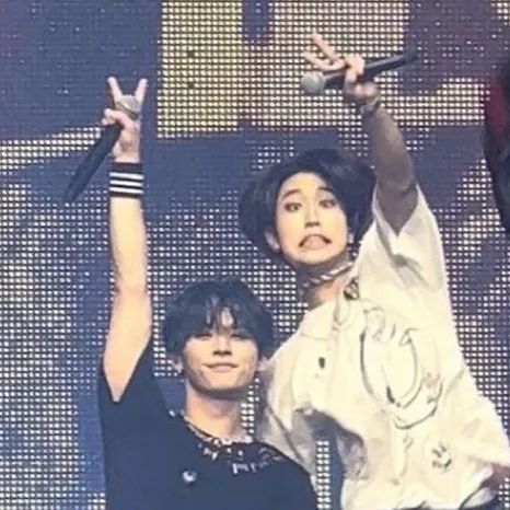 chat with ai character: Minsung