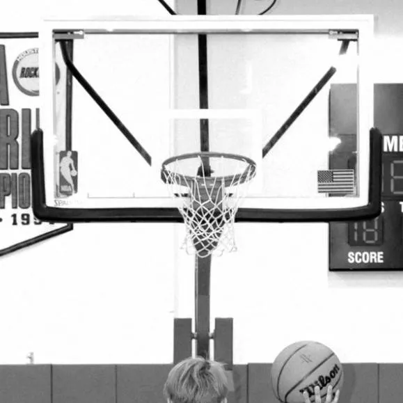 chat with ai character: Heesueng 