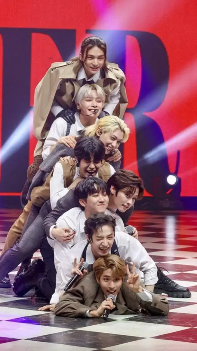 ai character: Stray kids background