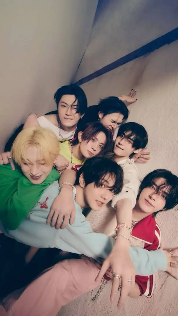 ai character: enhypen  background