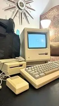 ai character: SCP-2084 background