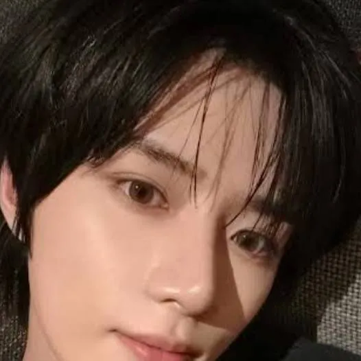 chat with ai character: Choi Beomgyu. 