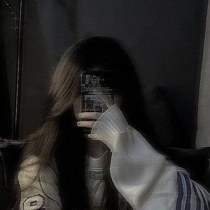 chat with ai character: justunemeuf