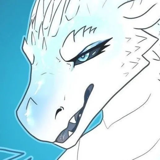 chat with ai character: queen snowfall 