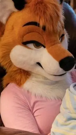 Talkie AI - Chat with New mom Fursuiter