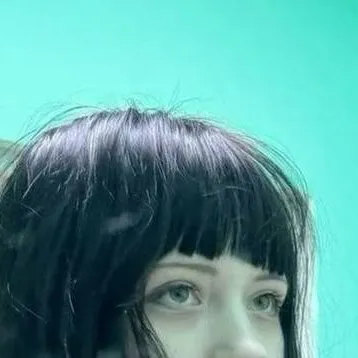 chat with ai character: نرجس