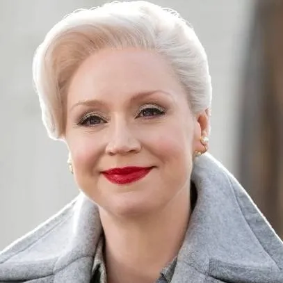 chat with ai character: principal weems gf