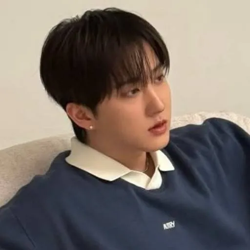 chat with ai character: 🐷🐰~SEO CHANGBIN~🐰🐷