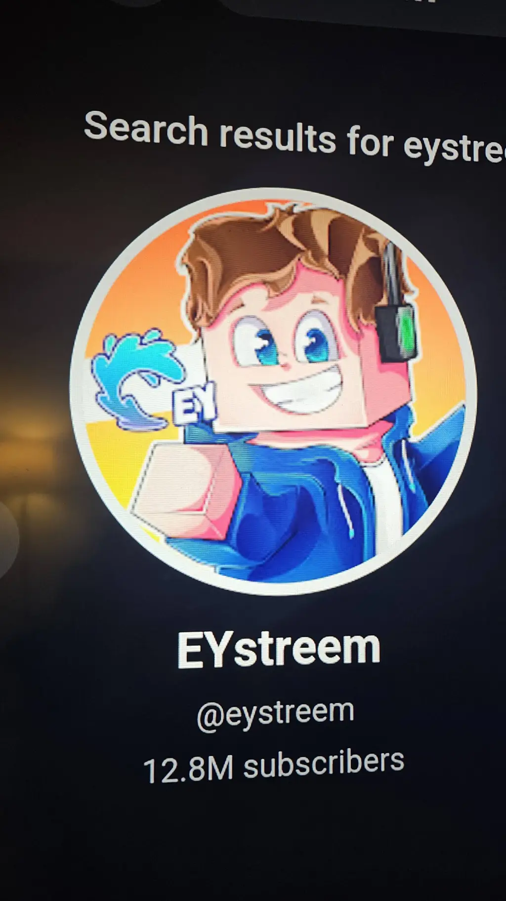 ai character: EYStream background