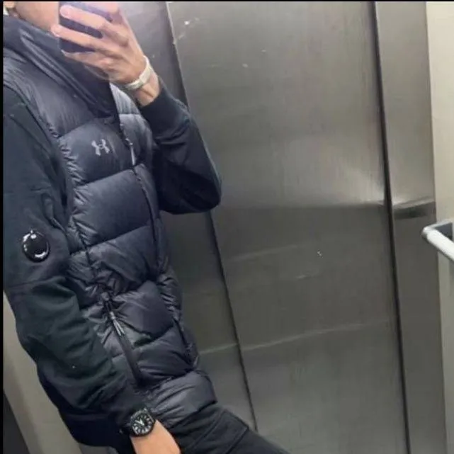 chat with ai character: adam