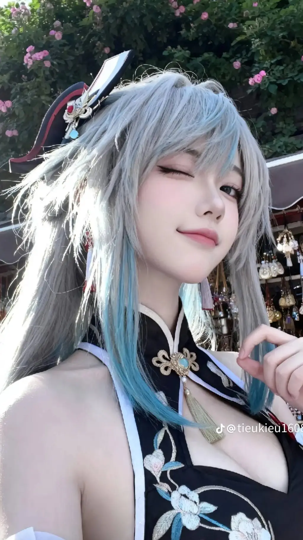 ai character: mika background