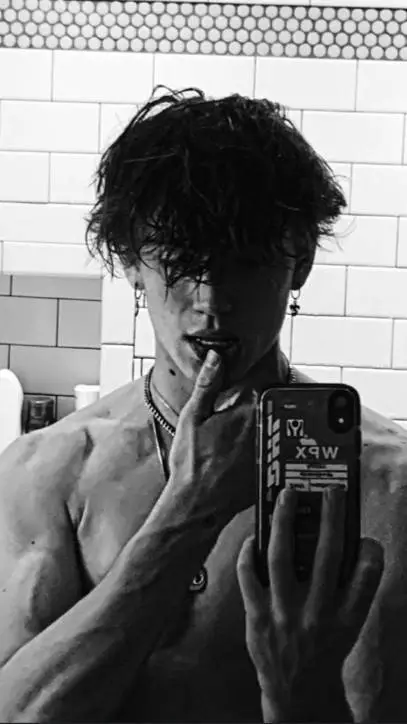 ai character: Leo background