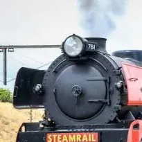 chat with ai character: Friend 