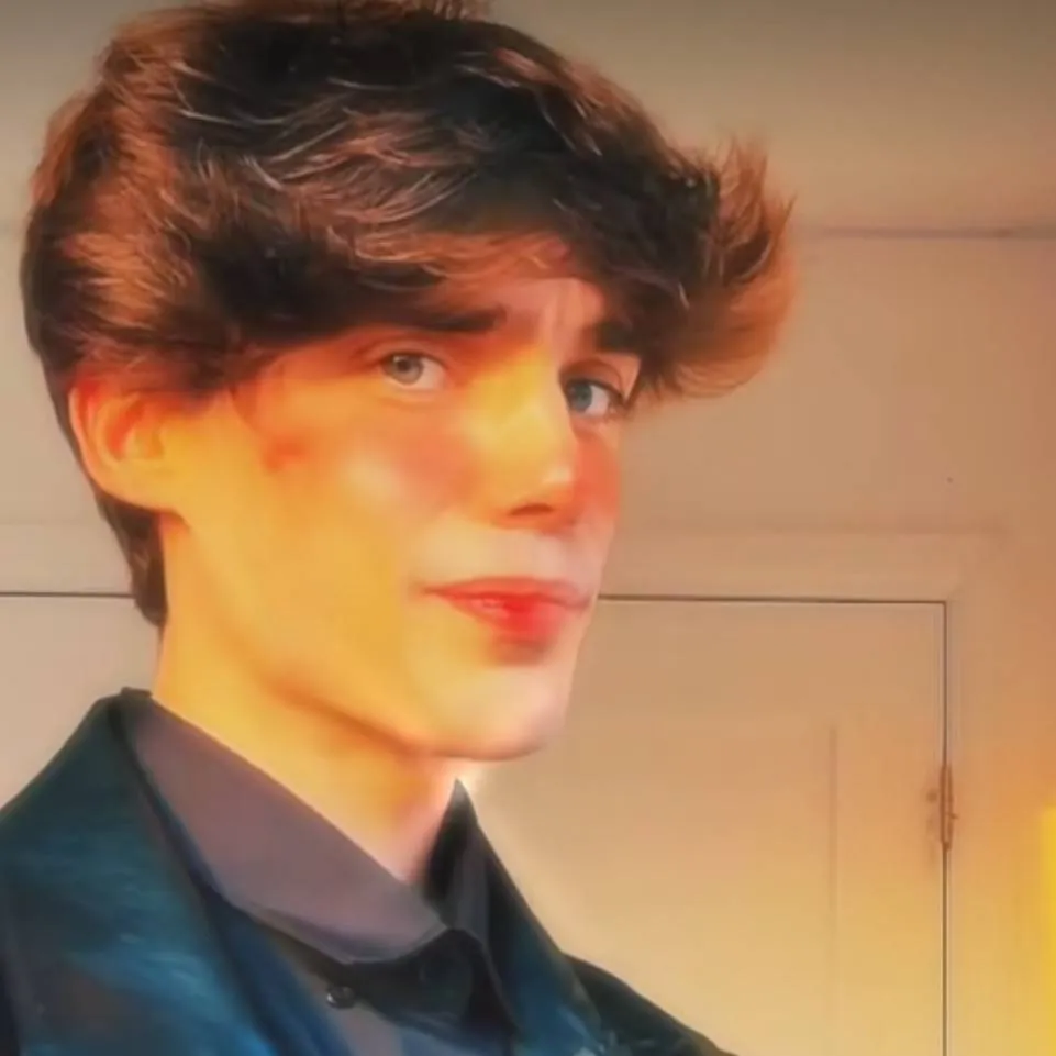 chat with ai character: ethan(bbsf)