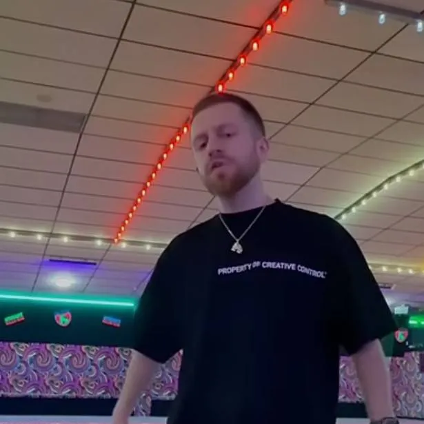 chat with ai character: ben