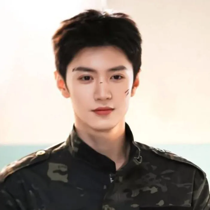 chat with ai character: Chen Zheyuan