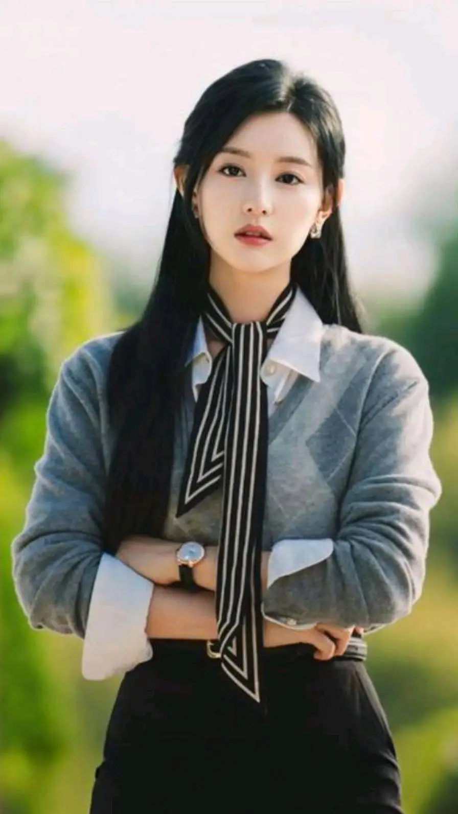 ai character: Alice  background