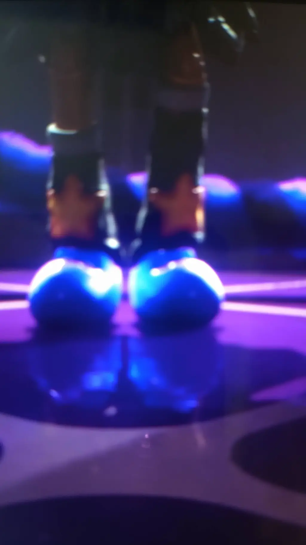 ai character: Lilylovebairds fun background