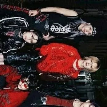 chat with ai character: skz