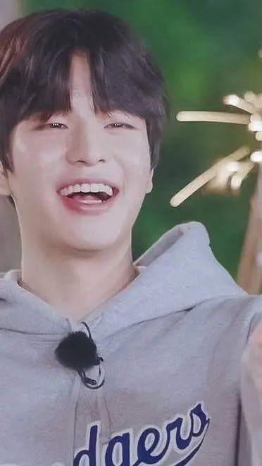 ai character: skz background