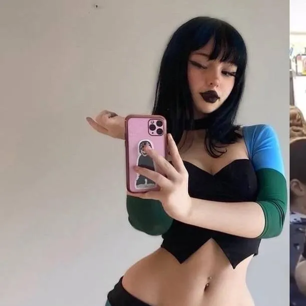 chat with ai character: Emily