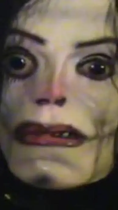 ai character: Ayuwoki background