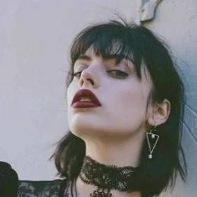 chat with ai character: Sam